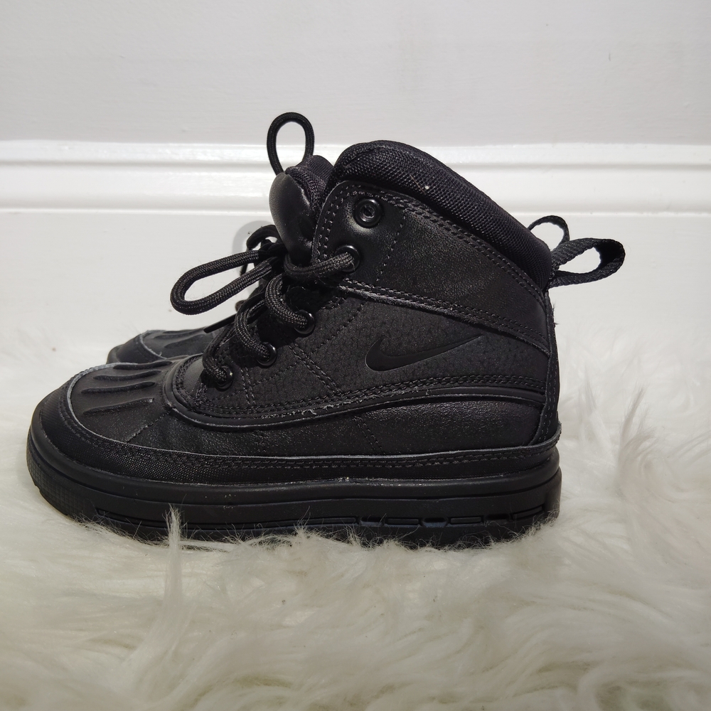 Nike Kids Black High-Top Boots